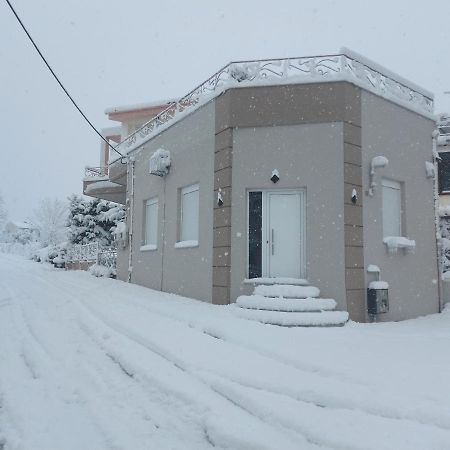 דירות וולוס Lefis House מראה חיצוני תמונה